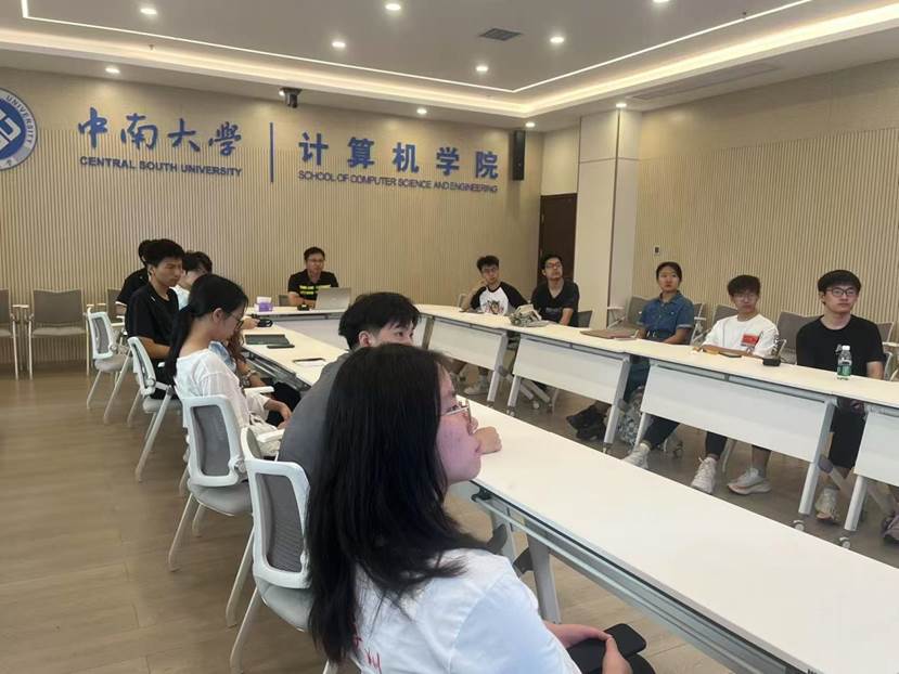 bf04c2899f7874644556721a95e2647